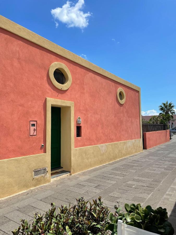 Villa Pomelia, Villa Nel Corso Di Santa Marina Salina A 50 Mt Dal Mare Ngoại thất bức ảnh