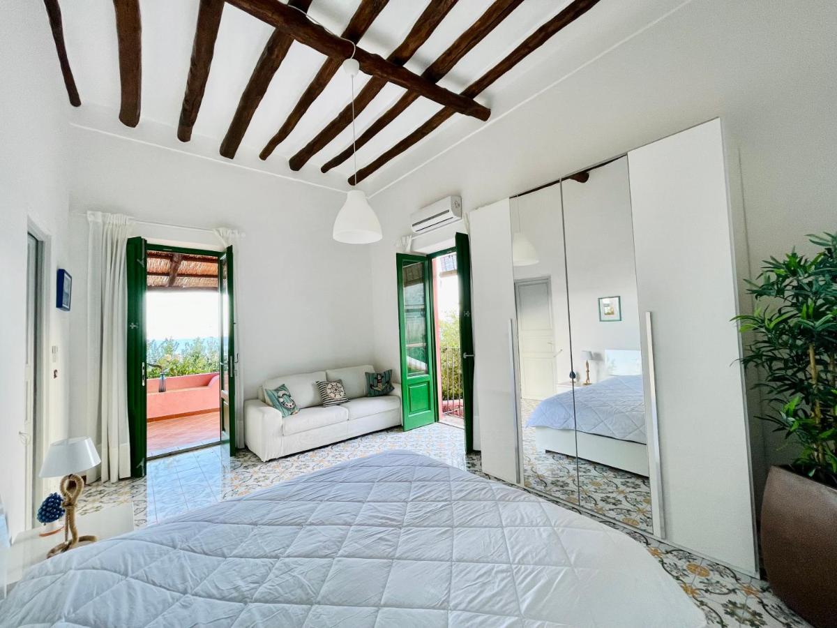 Villa Pomelia, Villa Nel Corso Di Santa Marina Salina A 50 Mt Dal Mare Ngoại thất bức ảnh